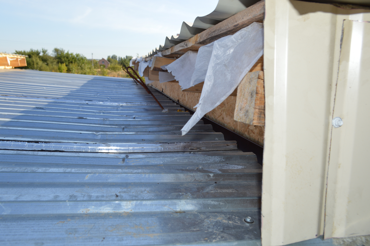 how-long-does-metal-roof-last-roofing-tips